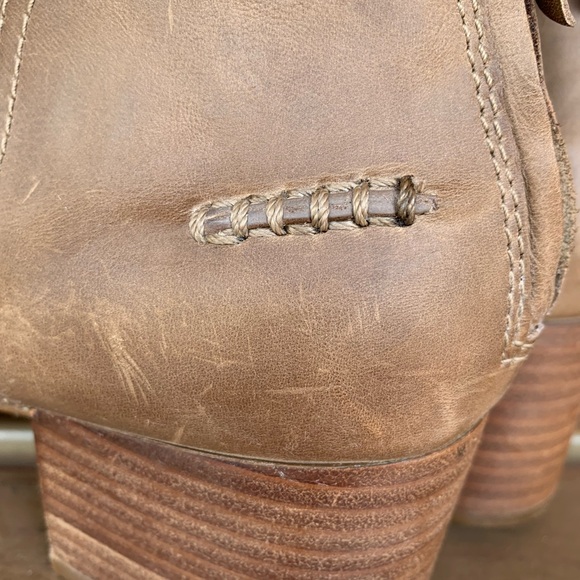 Ugg Bandara Leather Sahara Ankle Boots Size 11 - Picture 9 of 15